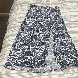 & Other Stories Blue and White Floral A-Line Skirt
